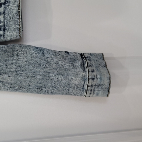 Jean Jacket - Picture 3 of 6